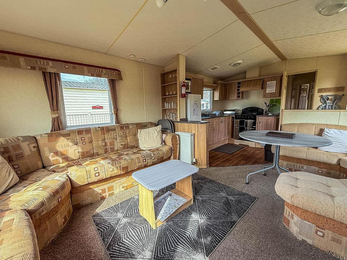 Spacious 8 Berth Caravan At Southview Holiday Park Near Skegness Ref 33018Ml المظهر الخارجي الصورة