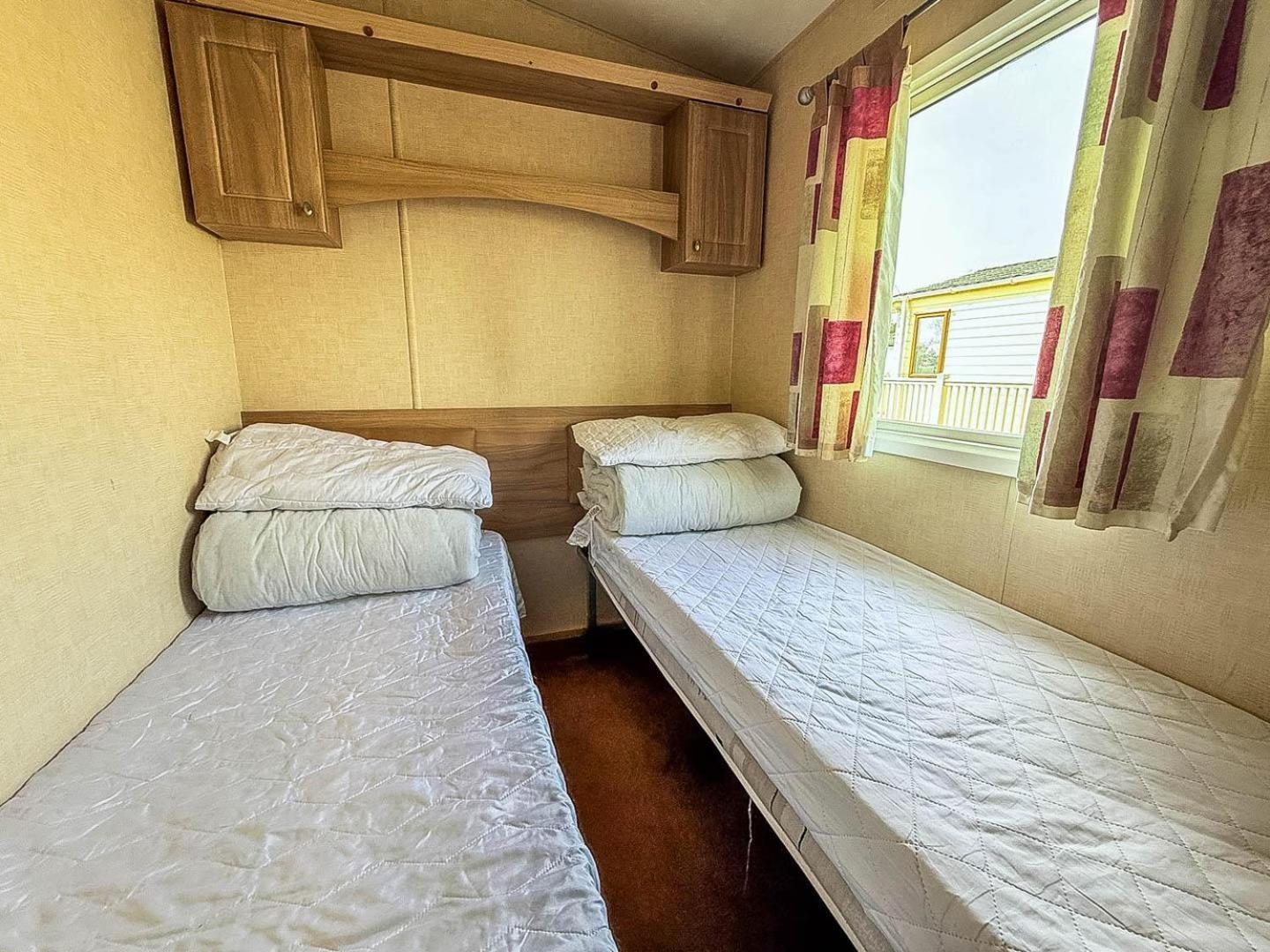 Spacious 8 Berth Caravan At Southview Holiday Park Near Skegness Ref 33018Ml المظهر الخارجي الصورة