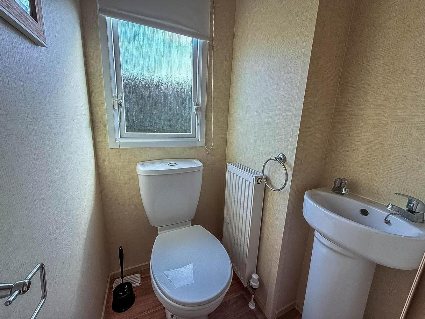 Spacious 8 Berth Caravan At Southview Holiday Park Near Skegness Ref 33018Ml المظهر الخارجي الصورة